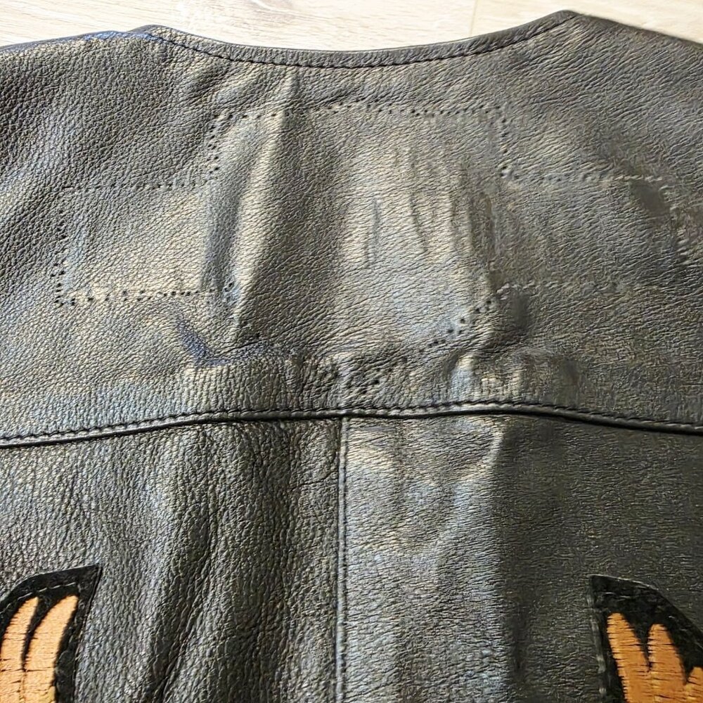 Vtg First Genuine Leather Ladies Harley Small Black Snap Button Vest Eagle Back - Picture 8 of 10